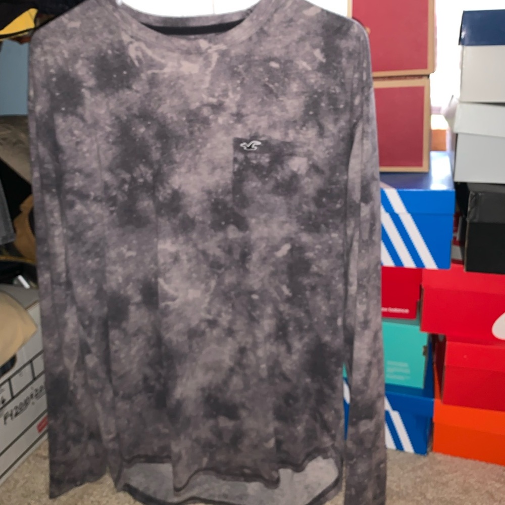 Hollister shirt